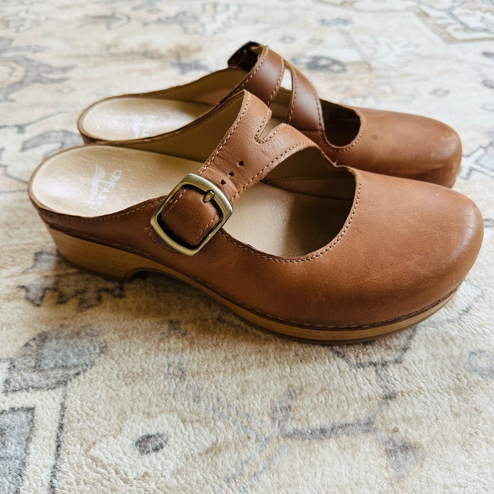 Dansko Leather Bria Slip-On Mary Jane Mule Clogs size 38